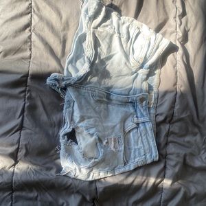 H&M jean shorts size a10